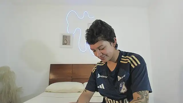 Snapshot of hardcoreheat_ind chatting on February 26, 2026, 1:04 am hardcoreheat ind online show from February 26, 2026, 1:04 am