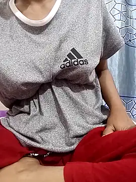 Cute Queen Noor online show from March 13, 2026, 5:14 am