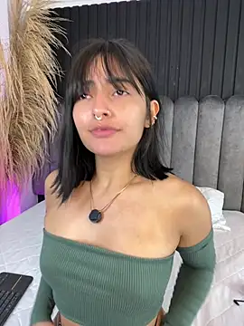 Snapshot of Nanda_vixen_ chatting on February 18, 2026, 9:22 pm Nanda vixen online show from February 18, 2026, 9:22 pm