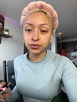  AbbyIce online show from March 18, 2026, 6:11 pm