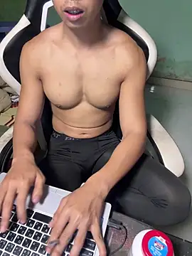 Snapshot of Graymenn chatting on February 23, 2026, 3:26 am Graymenn online show from February 23, 2026, 3:26 am