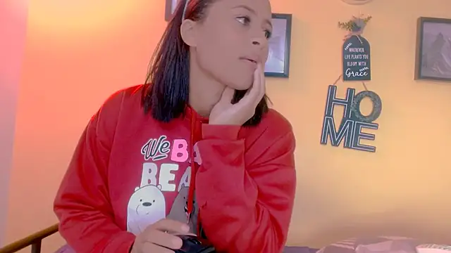 Snapshot of sexiempoderada18 chatting on February 13, 2026, 1:18 pm sexiempoderada18 online show from February 13, 2026, 1:18 pm