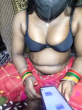 PRIYAGOYAL online show from February 24, 2026, 6:17 pm