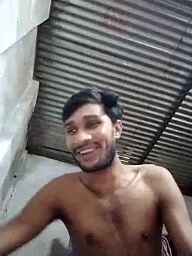 Snapshot of collboy8166 chatting on May 12, 2026, 5:32 pm collboy8166 online show from May 12, 2026, 5:32 pm