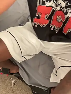 Snapshot of pussyeater_- chatting on March 9, 2026, 2:43 pm pussyeater - online show from March 9, 2026, 2:43 pm