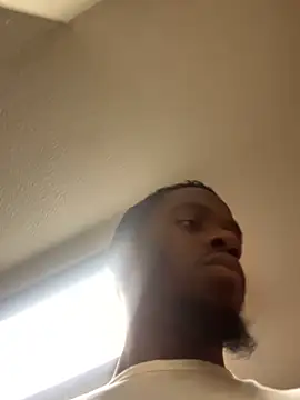 Snapshot of pussyeater_- chatting on April 9, 2026, 5:40 am pussyeater - online show from April 9, 2026, 5:40 am