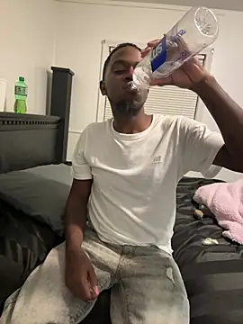 Snapshot of pussyeater_- chatting on April 11, 2026, 2:05 am pussyeater - online show from April 11, 2026, 2:05 am