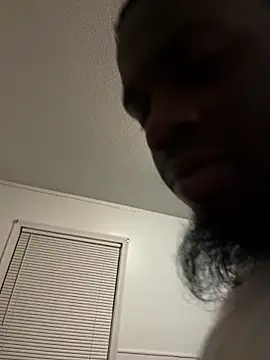 Snapshot of pussyeater_- chatting on April 14, 2026, 2:28 am pussyeater - online show from April 14, 2026, 2:28 am