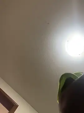 Snapshot of pussyeater_- chatting on April 15, 2026, 3:35 am pussyeater - online show from April 15, 2026, 3:35 am