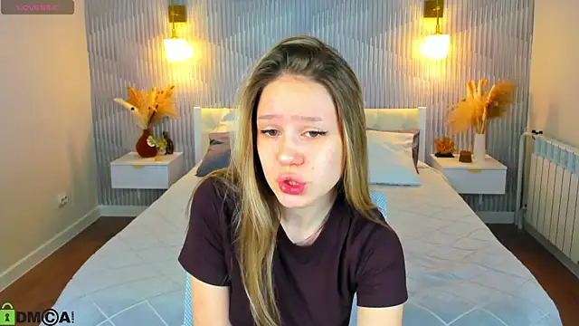 Snapshot of Mini_Allice chatting on February 24, 2026, 1:03 am Mini Allice online show from February 24, 2026, 1:03 am