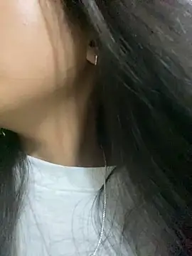 tenten110 online show from March 16, 2026, 2:43 pm