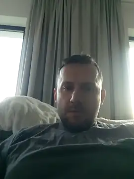 defaktor online show from March 13, 2026, 4:35 pm