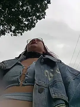 Snapshot of Yulska chatting on February 13, 2026, 2:35 pm Yulska online show from February 13, 2026, 2:35 pm