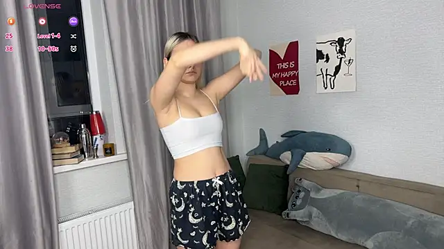 sweeety chloe online show from February 19, 2026, 4:25 pm