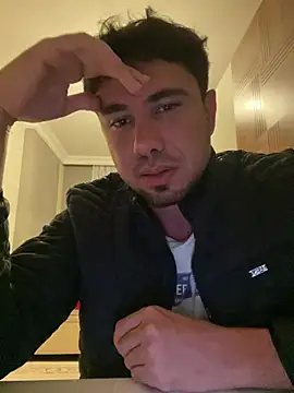 Snapshot of dundar0765 chatting on April 2, 2026, 5:10 pm dundar0765 online show from April 2, 2026, 5:10 pm