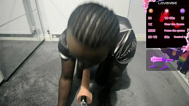 Snapshot of Fatale_Femboy chatting on March 30, 2026, 5:47 pm Fatale Femboy online show from March 30, 2026, 5:47 pm