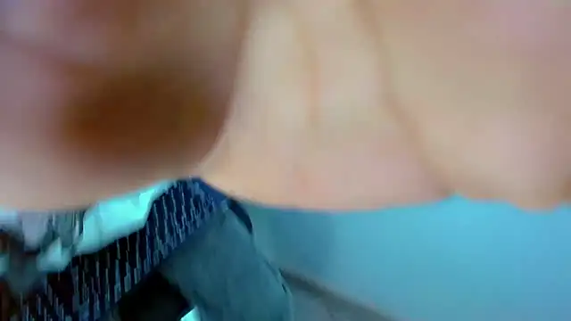 DaviidBuckx  online show from March 31, 2026, 2:13 am