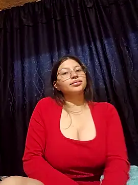 Snapshot of Monroe0303 chatting on February 12, 2026, 10:49 pm Monroe0303 online show from February 12, 2026, 10:49 pm