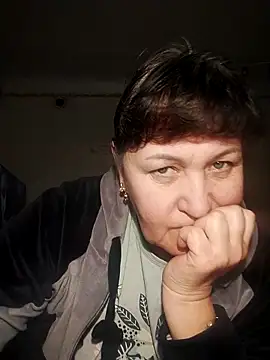 Snapshot of ViolaStar75 chatting on February 28, 2026, 8:21 pm ViolaStar75 online show from February 28, 2026, 8:21 pm