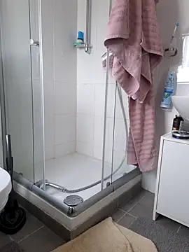 ondlaniej online show from March 14, 2026, 11:59 am