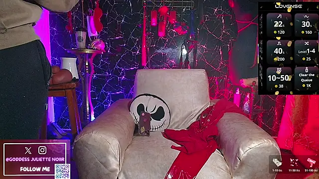 Snapshot of GoddessJulietteNoiir chatting on June 11, 2026, 10:46 am GoddessJulietteNoiir online show from June 11, 2026, 10:46 am