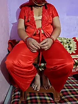 Seductive pooja online show from March 15, 2026, 5:52 pm
