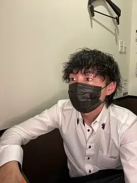 Snapshot of --ha-ru-- chatting on February 28, 2026, 11:11 am --ha-ru-- online show from February 28, 2026, 11:11 am