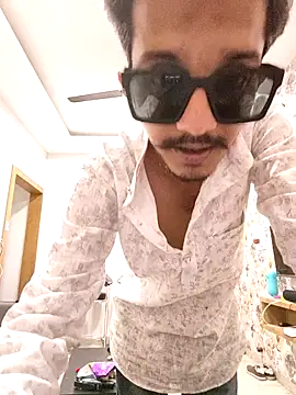 Sam03s online show from March 13, 2026, 11:39 am