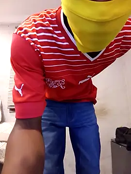 Snapshot of ZEEGOON chatting on February 24, 2026, 7:45 pm ZEEGOON online show from February 24, 2026, 7:45 pm