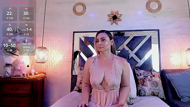 annie vega17  online show from May 21, 2026, 2:13 pm