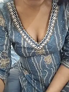 Snapshot of shivani_jain chatting on February 21, 2026, 9:32 am shivani jain online show from February 21, 2026, 9:32 am