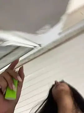 Nayhh online show from February 9, 2026, 1:09 am