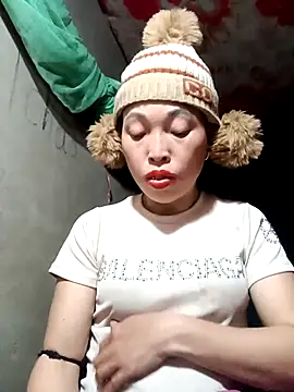 Snapshot of NAINKUTE chatting on February 13, 2026, 9:22 pm NAINKUTE online show from February 13, 2026, 9:22 pm