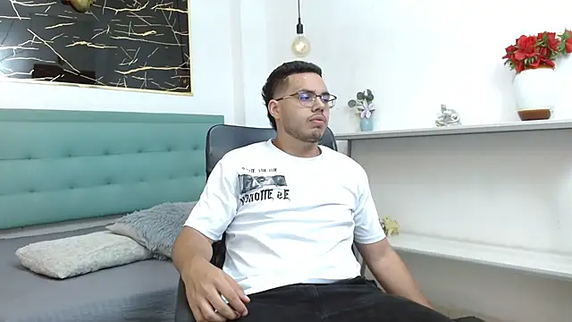 Trevor Ash online show from February 11, 2026, 3:33 am