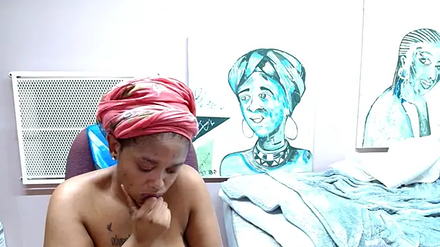 Snapshot of TyraHotxxx chatting on March 31, 2026, 5:52 am TyraHotxxx online show from March 31, 2026, 5:52 am