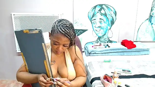 Snapshot of TyraHotxxx chatting on April 15, 2026, 6:09 am TyraHotxxx online show from April 15, 2026, 6:09 am