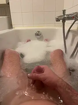 Snapshot of DeN_strip chatting on February 13, 2026, 8:49 pm DeN strip online show from February 13, 2026, 8:49 pm