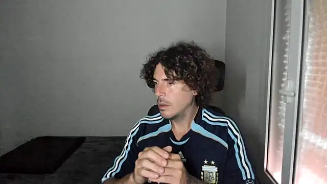 joaquin420 hot online show from May 3, 2026, 5:57 am