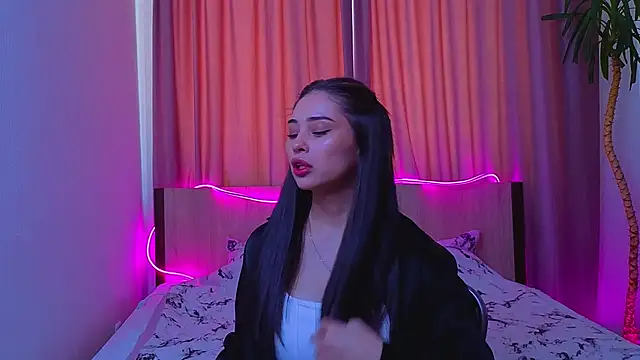 Snapshot of Sofia_Plump chatting on February 11, 2026, 9:36 am Sofia Plump online show from February 11, 2026, 9:36 am