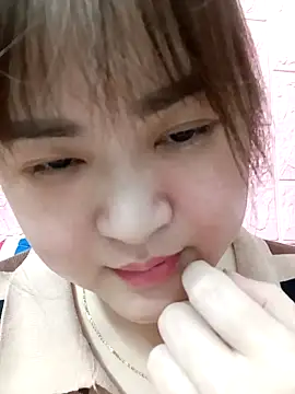 Snapshot of Kee-kimlee chatting on February 17, 2026, 2:30 am Kee-kimlee online show from February 17, 2026, 2:30 am