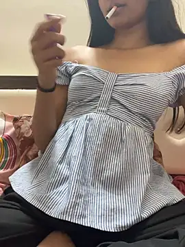 Snapshot of Cute-Nikki69 chatting on February 17, 2026, 11:11 pm Cute-Nikki69 online show from February 17, 2026, 11:11 pm