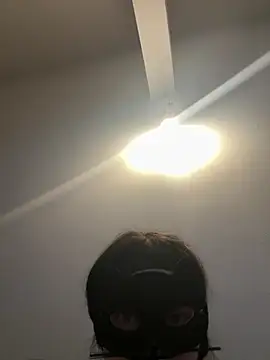 Snapshot of Mis-Elisa96 chatting on March 2, 2026, 5:20 pm Mis-Elisa96 online show from March 2, 2026, 5:20 pm