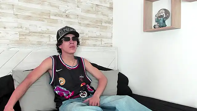 Snapshot of Jordi_Cooper chatting on February 21, 2026, 4:02 am Jordi Cooper online show from February 21, 2026, 4:02 am