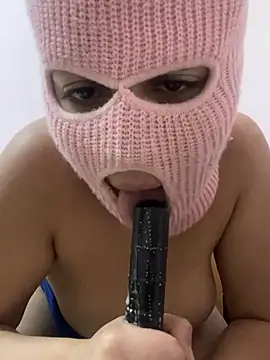 Snapshot of faettaa chatting on February 18, 2026, 2:57 pm faettaa online show from February 18, 2026, 2:57 pm