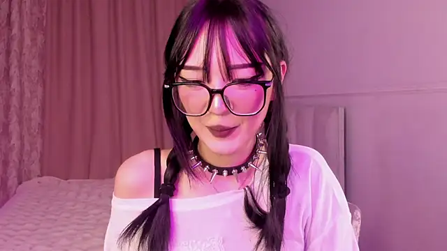 ariyastar online show from April 6, 2026, 2:40 pm