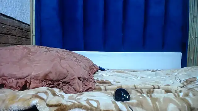 Tallgoddess online show from February 27, 2026, 11:38 pm