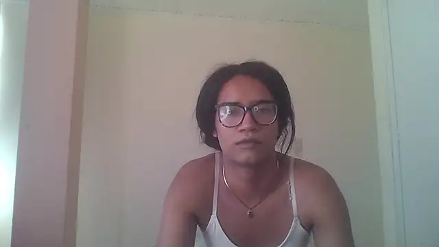 Snapshot of horny_brii chatting on June 20, 2026, 6:22 pm horny brii online show from June 20, 2026, 6:22 pm
