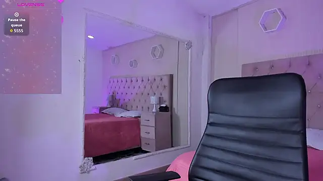 Snapshot of DulcePrince_ chatting on February 17, 2026, 1:07 pm DulcePrince online show from February 17, 2026, 1:07 pm