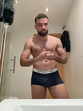 MitshCam online show from February 20, 2026, 7:58 pm