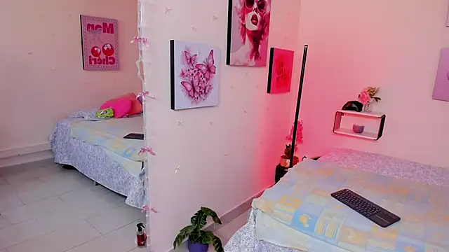 AnnyCotton online show from March 13, 2026, 7:53 pm